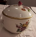 Porcelánová dóza